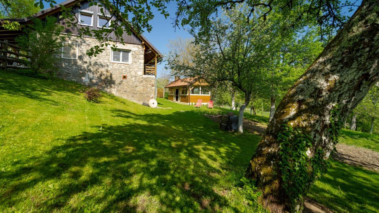 Holiday Home "Sleme" With Jacuzzi, Big Garden And Arbor With Fireplace Skrad Kültér fotó