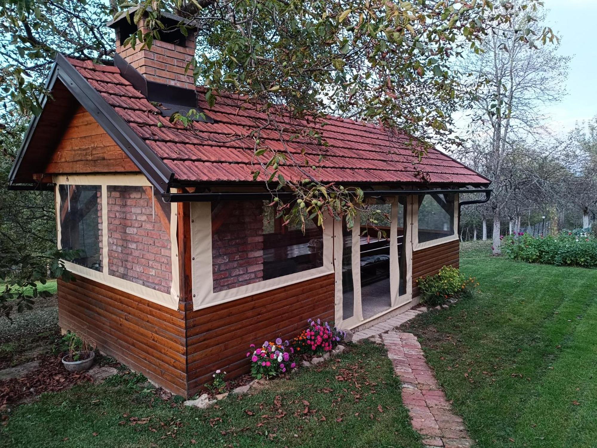 Holiday Home "Sleme" With Jacuzzi, Big Garden And Arbor With Fireplace Skrad Kültér fotó